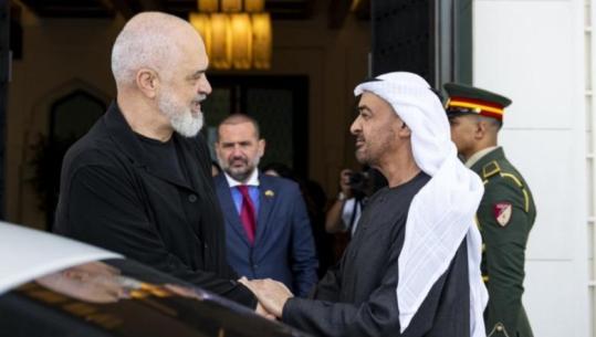Vizita në Abu Dhabi, Rama ndan pamjet me Presidentin e Emirateve të Bashkuara Arabe: Takim vëllazëror, për paqedashësit më e mira është e gjitha përpara (VIDEO)
