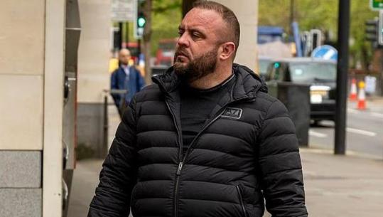 Daily Mail: Ish-mik i Talo Çelës, Irfan Azizi kërkon që të mos ekstradohet në Shqipëri: Duan të më vrasin! Flet për atentate ndaj gjyqtarëve dhe prokurorëve