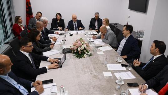 AKEP hap dyert për Kuvendin, Sala: Bashkëpunimi institucional rrit transparencën dhe cilësinë e shërbimeve