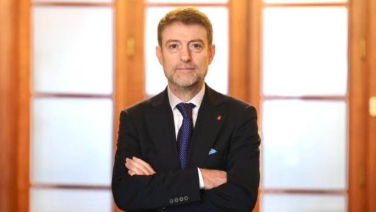 Shqipëria drejt BE-së, Hoxha thirrje profesionistëve: Aplikoni që t'i bashkoheni skuadrës diplomatike në Bruksel