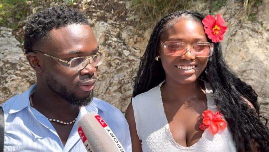 'Magjia' e Syrit të Kaltër/ Parku natyror 'pushtohet' nga turistët: Shqipëria na ka lënë pa fjalë, do të kthehemi përsëri