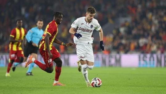 VIDEO/ Ernest Muçi vendimtar, dërgon Trabzonsporin në gjysmëfinalet e Kupës së Turqisë! Sulmuesi: Për dy javë nuk ecja dot