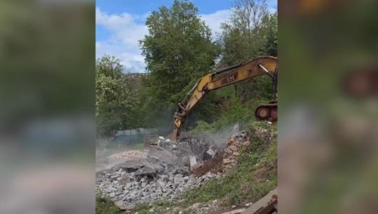 IKMT shemb objektin dykatësh në Spathar, pjesë e projektit për ndërtimin e segmentit Elbasan-Përrenjas-Qafë Thanë