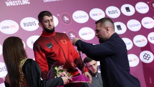 Dudaev nënkampion evrope në Tiranë, Prizreni për Report Tv: Rezultat fantastik, kryeministri i bëri përshtypje rusi