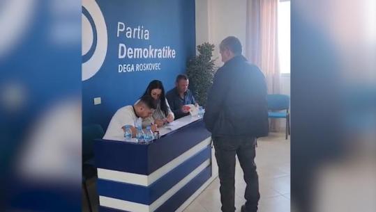 Dega e PD në Roskovec zhvillon zgjedhjet për kryetar, në garë Emels Xhaxhaj dhe Viola Çepele