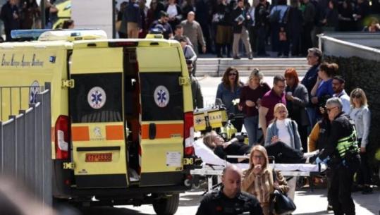 Të shtëna në mes të Athinës, 89-vjeçari hap zjarr në dy institucione, 4 të plagosur