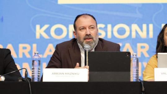 Komisioni i Reformës Territoriale mban dëgjesë publike në Elbasan, Mazniku: Zgjidhje afatgjatë për 30–40 vitet e ardhshme