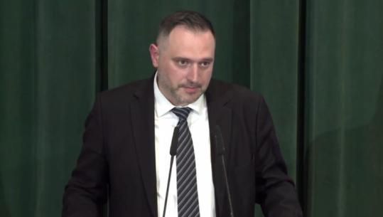 LIVE TV - Firmoset marrëveshja Ficantieri-KAYO për prodhimin e anijeve në Pashaliman, Nufi: 400 vende të reja pune!