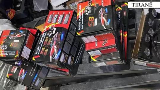 Tiranë/ Zbulohen dy dyqane ku shiteshin fenelina dhe pajisje si të Policisë, dy të arrestuar