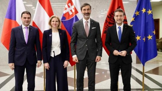 Anëtarësimi në BE, Hoxha: Prioritet për Shqipërinë, presim sa më shpejt përmbushjen e IBAR! Ballkani Perëndimor, pjesë integrale e së ardhmes së Europës