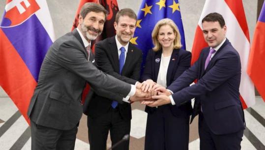 Ministrat e Jashtëm të 3 vendeve të BE: Shqipëria pararojë e integrimit, të vijohet me reformat! Hoxha: Presim përmbushjen e IBAR sa më shpejt