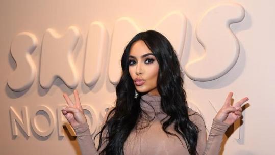 Kim Kardashian në telashe, dizajnerja nga New York e akuzon për kopjim të emrit të kompanisë