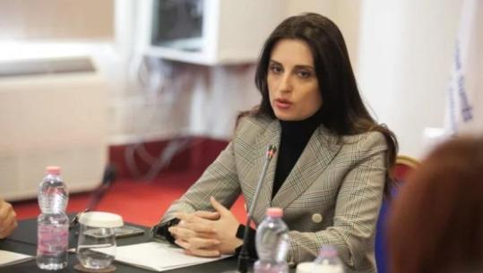 Aksidenti me vdekjen e 2 fëmijëve, kryebashkiakja Sako: Sot ditë zie për të gjithë Durrësin! Institucionet dhe shoqëria të reflektojnë