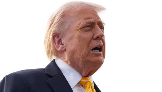 Operacioni ‘Liria’, Trump: Gjest humanitar, anijet e ngecura në Hormuz janë nga vende që s’janë të përfshira në luftë! 