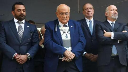 Ish-kryebashkiaku i New York, Rudy Giuliani në gjendje kritike në spital