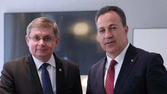 Niko Peleshi takon homologun moldav: Shkëmbimi i përvojave, kyç për integrimin në Bashkimin Europian
