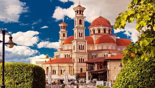 Qyteti më i lirë në Mesdhe? Korça surprizon të huajt si destinacioni më ekonomik për pushime në vitin 2026