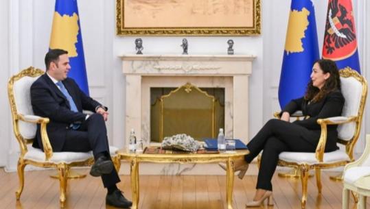 Zgjedhjet në Kosovë/ Arrihet dakordësia, LDK garon me listë të përbashkët me Vjosa Osmanin! Abdixhiku: Bashkim i madh!