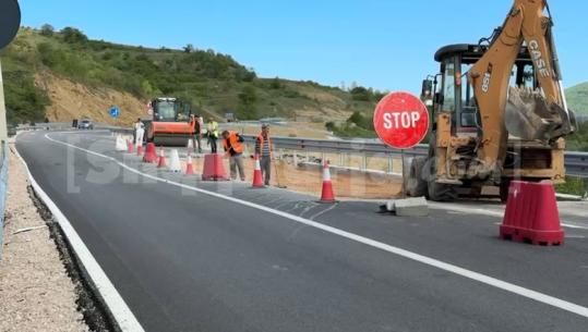 Sërish dëmtim në lotin e dytë të rrugës Qukës-Qafë Plloçë, aksi pëson shembje te Kthesa e Trebinjës! Qarkullimi me një korsi