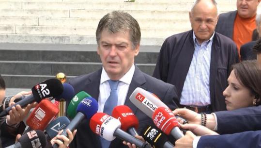 Homazhet për Servet Pëllumbin, ish-presidenti Topi: Një nga zërat më të ekuilibruar dhe një njeri reformator