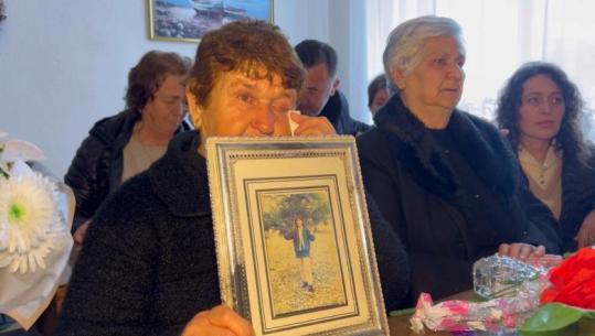 30 vite nga tragjedia e nxënësve në Liqenin e Prespës, familjet e 14 viktimave kërkojnë drejtësi dhe dëmshpërblim (VIDEO)