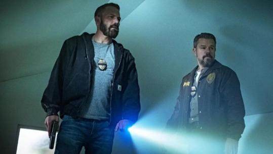 Filmi ‘The Rip’ sjell telashe për Ben Affleck dhe Matt Damon, aktorët paditen nga dy policë: Detaje tepër reale