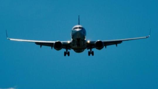 Fluturime të anuluara, avionë të bllokuar dhe kompani që ndalin punësimet, lufta në Lindjen e Mesme fut industrinë e aviacionit në gjendje 'mbijetese'