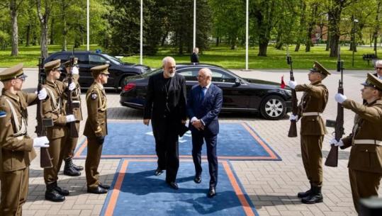 Vizita në Estoni, Rama takohet me Presidentin Alar Karis në Tallinn, fokus siguria dhe sfidat globale