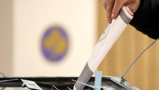 Opozita serbe në Kosovë paraqet ankesë ndaj vendimit të KQZ-së për moscertifikim