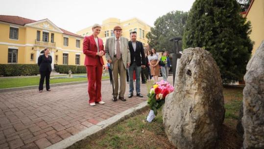 Loni Adams dhe Kol Kuqali, dy heronjtë shqiptarë të ambasadës amerikane
