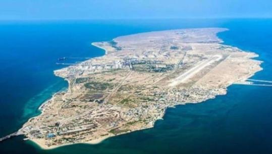Media: SHBA-të i kërkuan Emirateve të Bashkuara Arabe të pushtojnë ishullin Lavan të Iranit