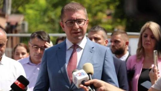Pas protestës së studentëve për gjuhën shqipe, kryeministri maqedonas premton zgjidhje, Mickoski: Çdo komunitet ka të drejtë të përdorë gjuhën e tij