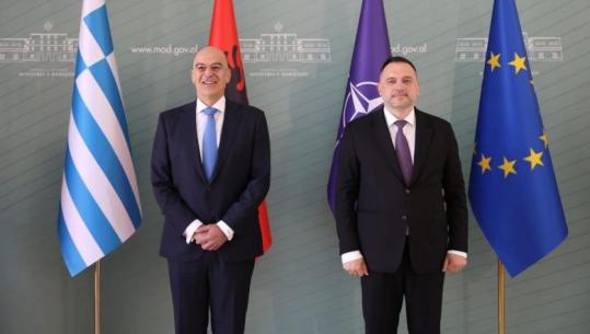 Vizita në Tiranë/ Ermal Nufi pret në takim ministrin grek Dendias: Vijojmë dialogun e ngushtë në fushën e Mbrojtjes dhe Sigurisë