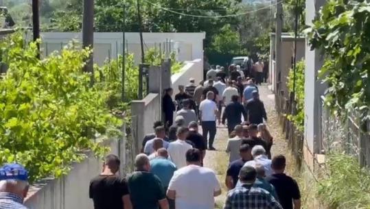 Aksidenti tragjik me vdekjen e 7-vjeçarit në Elbasan, përcillet sot në banesën e fundit i mituri