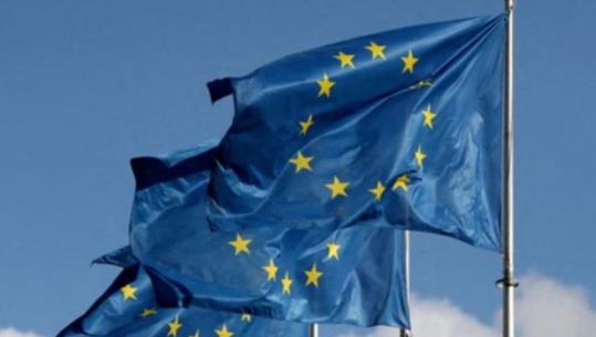 The Guardian: Brukseli kërkon zgjerim më të shpejtë, propozon kufizimin e vetos për anëtarët e rinj