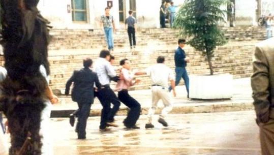 Virusi i 26 majit ’96 që infektoi rëndë PD-në, por edhe politikën