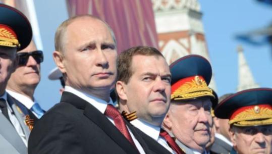 Rusia sulmon BE-në pas vendimit për të mos u tërhequr nga Kievi, Medvedev: Bashkimi Europian ka më tepër diplomatë seç duhet!