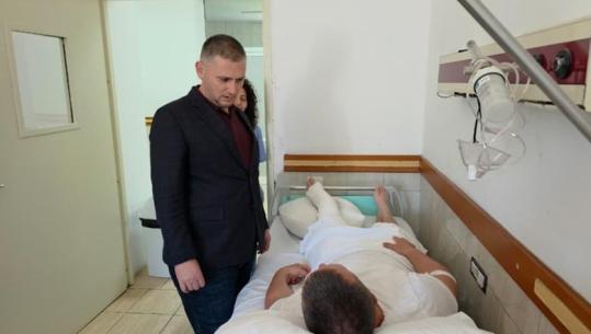 Lëndimi i efektivit gjatë operacionit në Korçë, policia: Autorët e përplasën qëllimisht makinën! Në kërkim pronari i lokalit