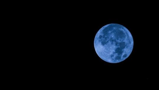 Vështrimin drejt qiellit më 31 maj, 'hëna blu' do të dhurojë spektakël