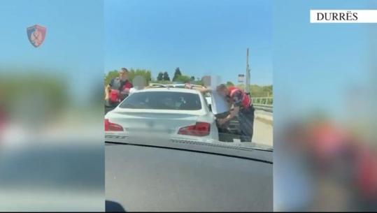 Durrës/ Shisnin drogë pranë shkollave në Shijak e Manzë, 13 në pranga, 4 arrest në shtëpi dhe 1 në kërkim! Sekuestrohen dhe 3 armë zjarri