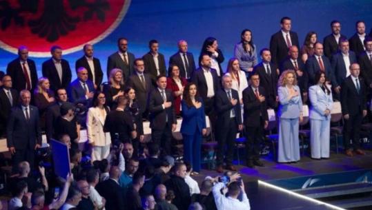 'Bashkohuni për Kosovën' Vjosa Osmani çel fushatën e LDK-së me thirrje për unitet dhe rikthim te Rugovizmi: Projekt modern për të ardhmen