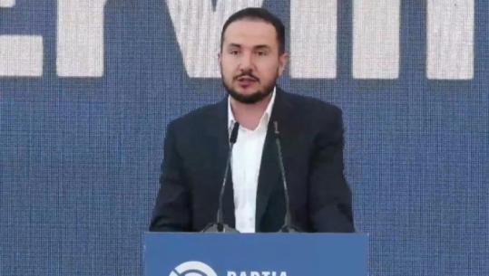 “Neni ‘Basha’ ia ndalonte kandidimin”- Salianji ‘sulmon’ Berishën: E ke kthyer PD-në në kotec dhe po e mban me zor!