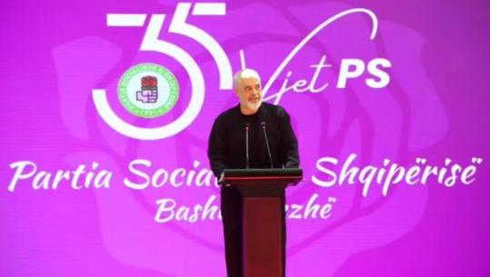 35-vjetori i PS/ Rama nga Lezha: Jemi si nata me ditën me kundërshtarët politikë, na përçanë në komunistë e antikomunistë! Kush vjen te ne, është në shtëpi (VIDEO)