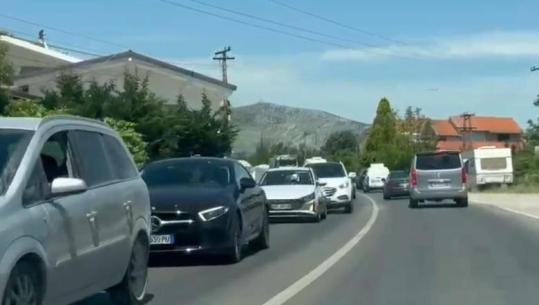 Për plazh në Shëngjin, trafik i rënduar në Lezhë