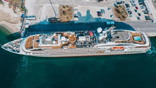 Kroçera ‘Le Boréal’, ankorohet për herë të parë në Portin e Sarandës, 207 turistë do të vizitojnë atraksionet kulturore