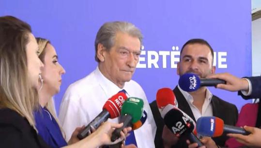 Berisha: Kush shkon në takimet e Salianjit, i mbyll hesapet më PD-në! Edhe Hysen Kadia