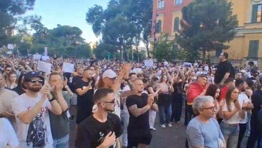 Protesta në Zvërnec, qytetarët tubim në Tiranë 