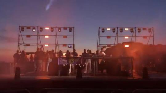 Nga Ibiza në Shqipëri, 9 DJ dhurojnë spektakël në Durrës (VIDEO)