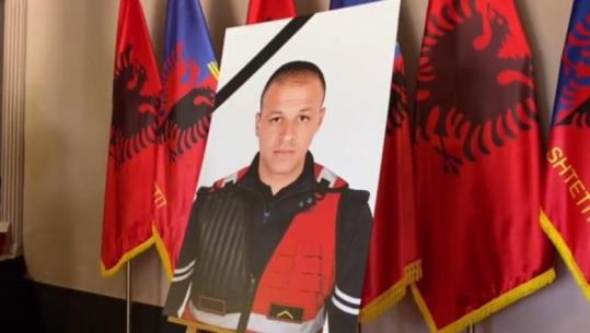 Humbi jetën gjatë operacionit në Maliq, mbahen homazhet për efektivin Enea Mekolli! Polici do të prehet në vendlindje