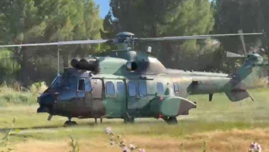 Kryeministri Rama mbërrin me helikopter në Vlorë, pritet të bisedojë me banorët e Zvërnecit! Takimi i parashikuar të zhvillohet në sallën e Këshillit Bashkiak
